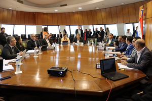 Contralor ratifica denuncias que sustentan pedido de intervención a comuna de CDE