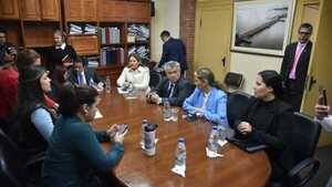 Pedido de intervención: Comisión convoca a Nenecho y al contralor