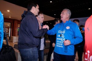 Versus / Gustavo Alfaro advierte: "Es de los combos más pesados que tiene las Eliminatorias"