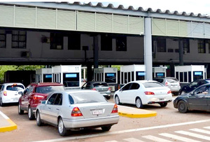 Aclaran que el “seguro médico” para el ingreso a Argentina no está aún en vigencia - La Clave