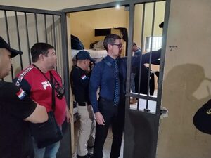 Video: Allanan celda de adolescente imputado por el crimen de Fernanda Benítez - La Tribuna