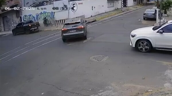 “¡Fue un milagro de Dios!”: Iba por pan al súper y casi muere aplastado