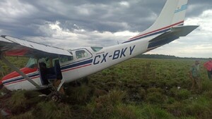 Avioneta robada en Uruguay aterriza de emergencia en San Pedro del Paraná