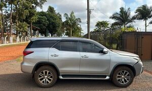 Paraguaya denuncia robo de camioneta en Foz de Iguazú