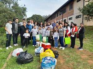 San Antonio: coro de niños católicos lleva donativos al Incan - Nacionales - ABC Color