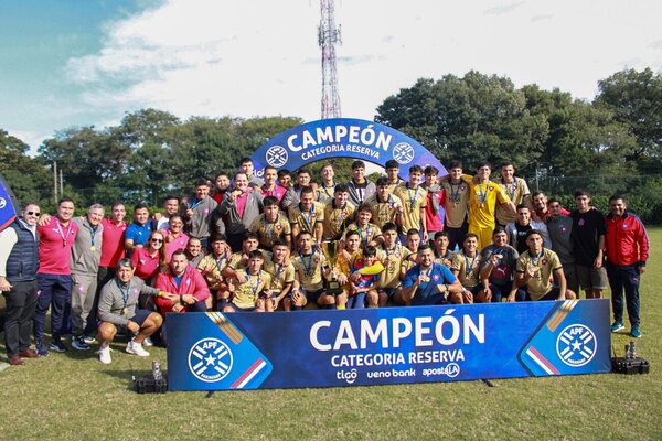 Versus / ¡Acá si se dio! Cerro Porteño es bicampeón en la categoría Reserva