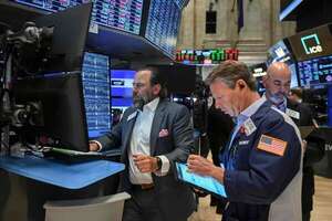 Posible sobreoferta hace caer los precios del petróleo - Mundo - ABC Color