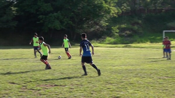 Campeonato de escuelas de fútbol avanza con miras a intercambios regionales e internacionales