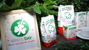 White Day: La pasión que alimenta el alma en cada litro de leche solidario
