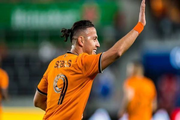 ¡Sebastián Ferreira se convirtió en el primer refuerzo de Olimpia!