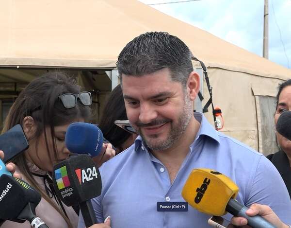 Nenecho pagó parcialmente y con retraso salarios de mayo a funcionarios, denuncian - Nacionales - ABC Color