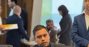 La Nación / Prieto reconoce nepotismo ante la Comisión y minimiza denuncias de la Contraloría