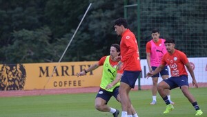 Gustavo Alfaro pone todo el potencial ante Uruguay