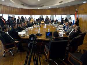 Intervención en Ciudad del Este: fuego cruzado con Contralor por G. 42.000 millones y Prieto se embarra con nepotismo - Política - ABC Color