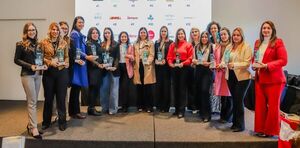 Sistemas y Gestiones fue reconocida como uno de los Mejores Lugares para Trabajar para Mujeres 2025