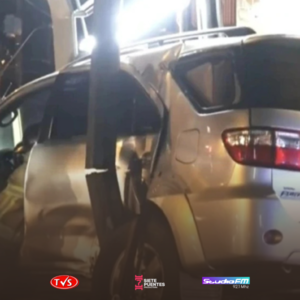 Conductora ebria y desnuda provoca accidente múltiple en Asunción - «TVS DIGITAL»