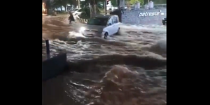 Lluvias intensan causan inundaciones y deja parte de Asunción sin energía
