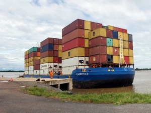 Exportaciones paraguayas alcanzan US$ 694 millones en mayo y superan el mill贸n de toneladas enviadas