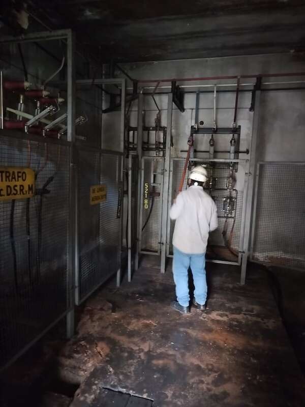 ANDE: unos 30.000 clientes siguen sin energía eléctrica tras la tormenta - Economía - ABC Color
