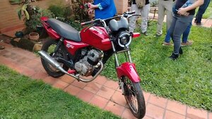 Ordenan detención de hombre que prestó una moto al presunto asesino de María Fernanda - ADN Digital