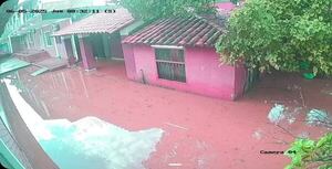 Diluvio provocó inundaciones en Luque •