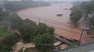 Las calles de CDE se convirtieron en ríos salvajes por las intensas lluvias