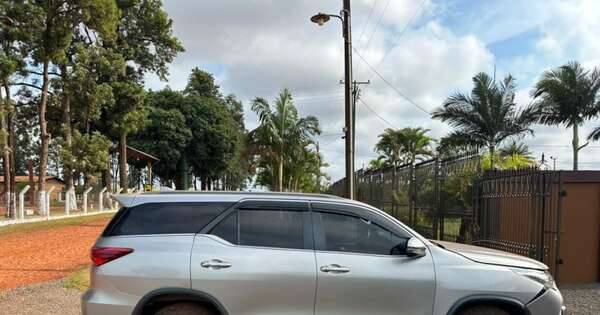Diario HOY | Otro robo de camioneta con chapa paraguaya en Foz de Iguazú