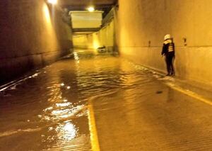 El túnel de la autopista Ñu Guasu se inundó: ¿Qué pasó con el millonario contrato de mantenimiento? - Economía - ABC Color