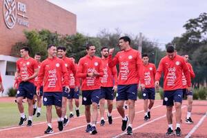 La Albirroja quiere instalarse más cerca de la Copa del Mundo - La Clave