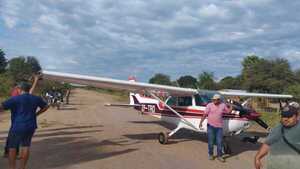 Derrapa avioneta en Carmelo Peralta