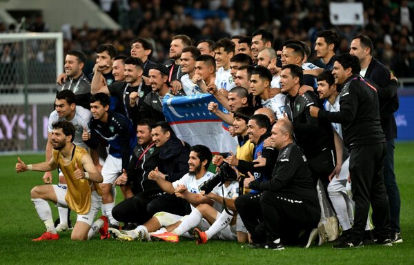 Versus / Uzbekistán clasifica por primera vez en su historia a un Mundial