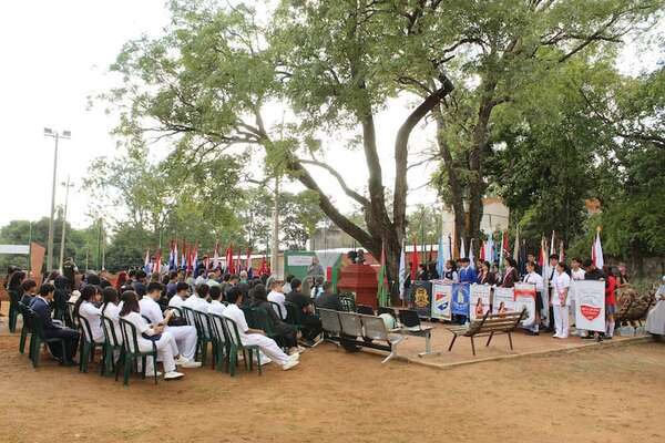 Día del Medioambiente: En el Chaco rinden homenaje al “tajy del Mariscal Estigarribia” - Nacionales - ABC Color