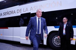 Versus / ¡Hay equipo! Así formará Paraguay ante Uruguay