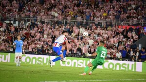 ¿Debió ser validado el gol de Omar Alderete?