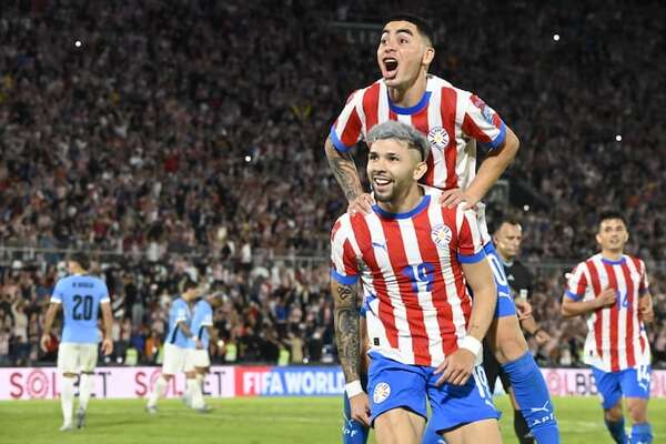 ¡A sacar las visas!: Embajada de EE.UU. celebró la victoria albirroja rumbo al Mundial - Nacionales - ABC Color