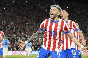 Victoria dedicada al pueblo y el sueño aumenta - Selección Paraguaya - ABC Color
