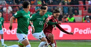Versus / Venezuela y Bolivia juegan con Paraguay atento en la gradería