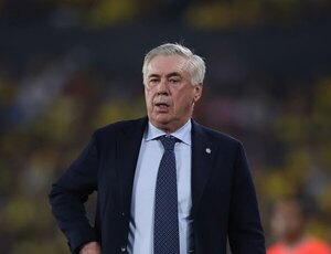 Versus / Gris debut de Carlo Ancelotti al mando de Brasil 