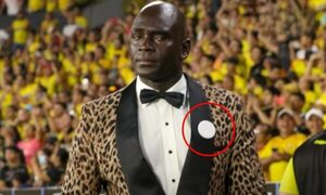 ¡El DT que mostraba puro “glamour” ligó feroz multa de la Conmebol!
