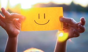“La felicidad es aceptar la realidad y disfrutar lo que tenemos” - Portal Digital Cáritas Universidad Católica