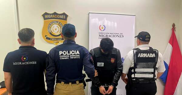 La Nación / CDE: expulsan a dos brasileños con órdenes de captura y totalizan 23 en 2025