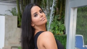 Modelo se llevó sustazo: Apuntaron con pistola a Jessi Franco y le robaron su cel
