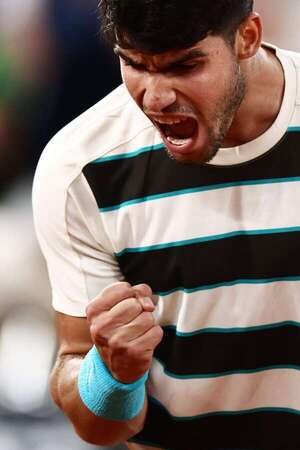 Carlos Alcaraz va por su segunda corona consecutiva en Roland Garros tras retiro de Musetti - Polideportivo - ABC Color