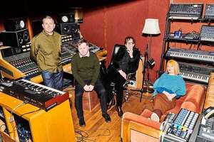 La banda británica Pulp estrena ‘More’, su primer álbum en casi 25 años - Música - ABC Color