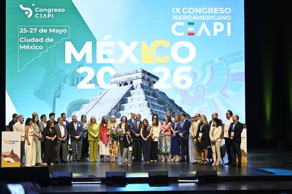 Clausuran Congreso de CEAPI destacando la fusi贸n cultural iberoamericana