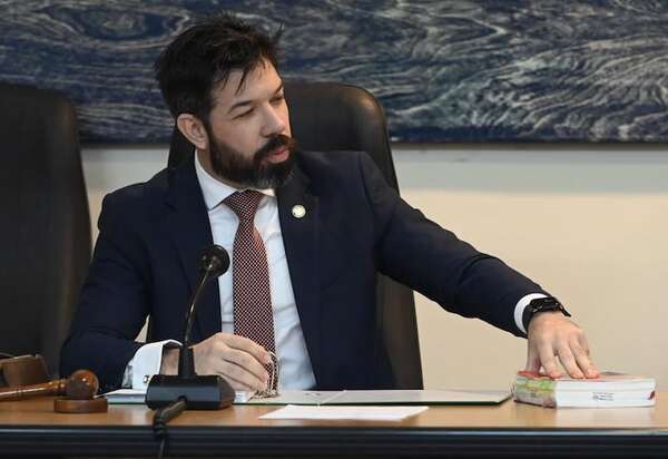 Pavo Real Py: tres estancias de Lalo Gomes pasan a manos de Senabico - Nacionales - ABC Color