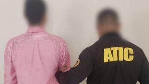 Fiscal le fue infiel a la “titu”, dejó embarazada a la “otra” y se armó un sarambi jefe: quedó detenido