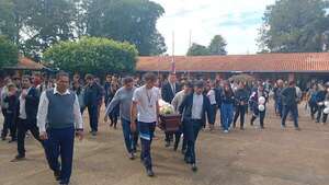 Estudiantes de la UNA expresan preocupación ante el crecimiento de la violencia en el país - Nacionales - ABC Color
