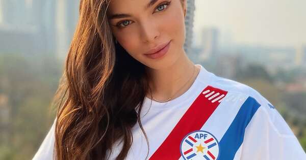 La Nación / Hincha de lujo: Nadia Ferreira también vibró con el triunfo de Paraguay