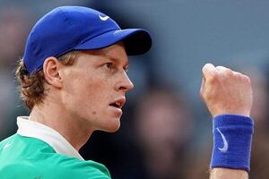 Sinner destroza a Djokovic para citarse con Alcaraz en la final de Roland Garros - Polideportivo - ABC Color